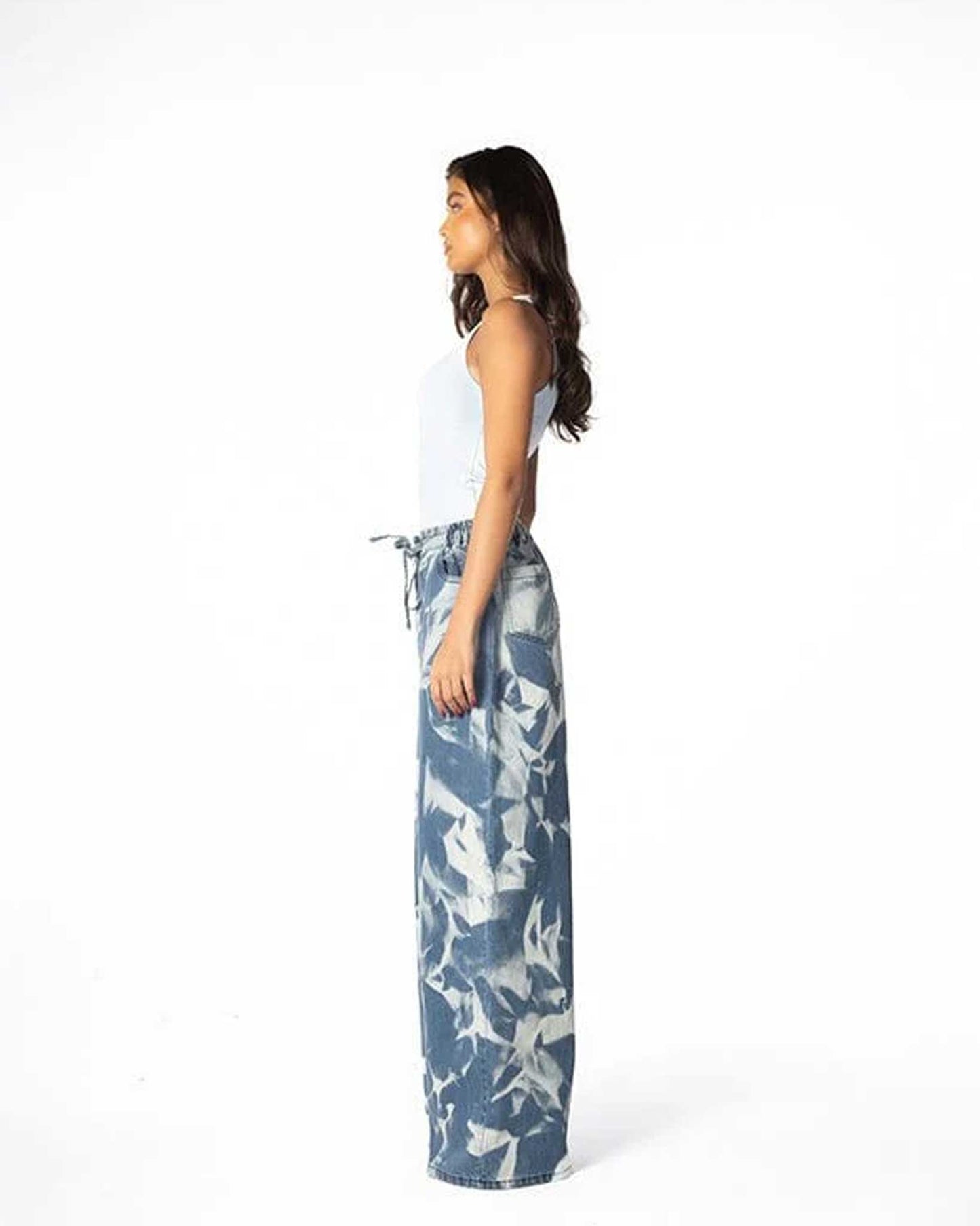 Crumpled skies pants