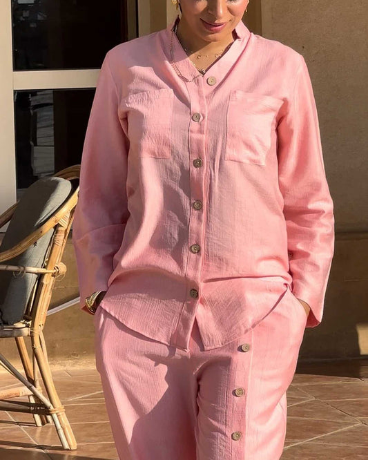 Linen suit in airy pink
