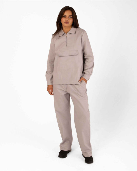 Women’s Light Grey Suit – Practical Elegance with a Modern Touch