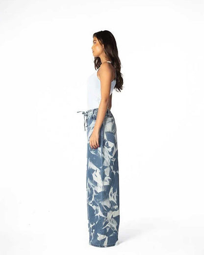 Crumpled skies pants