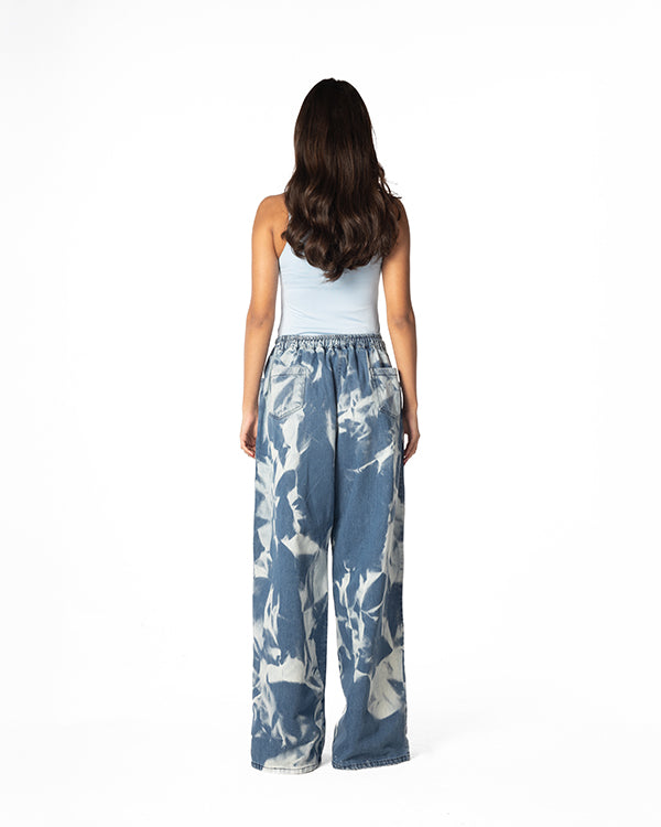 Crumpled skies pants