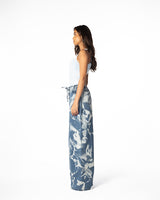 Crumpled skies pants